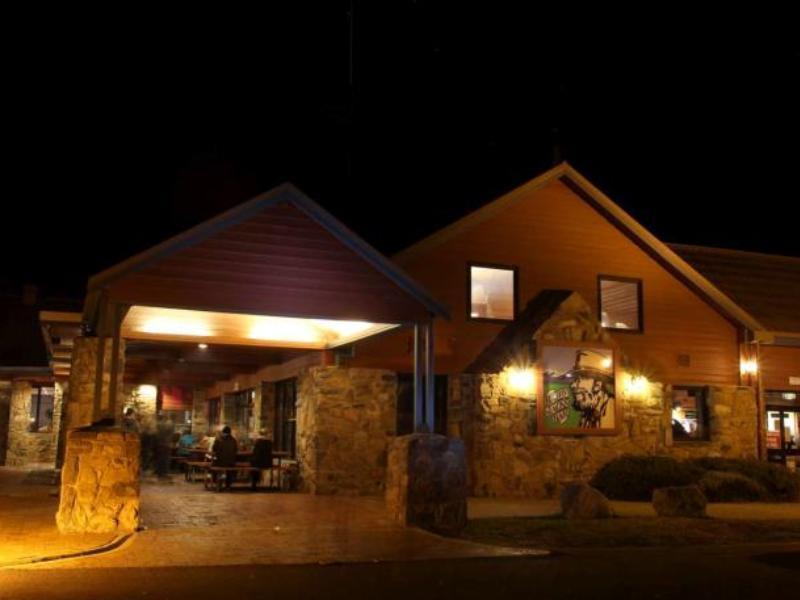 The Station Hotel จินดาไบน์ ภายนอก รูปภาพ